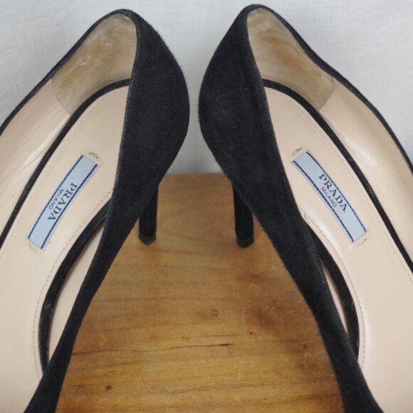 Prada Italian Made Pointed Toe Black Suede Heels Size 39.5 - Picture 4 of 13
